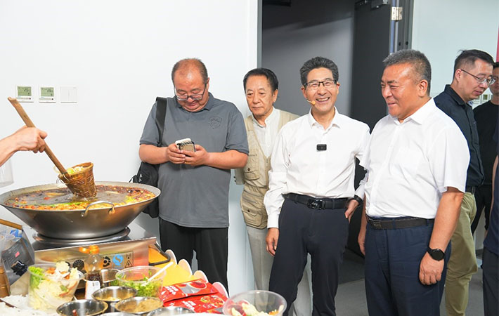 何效祖在“人民學習”談甘肅文旅整合營銷與創新實踐