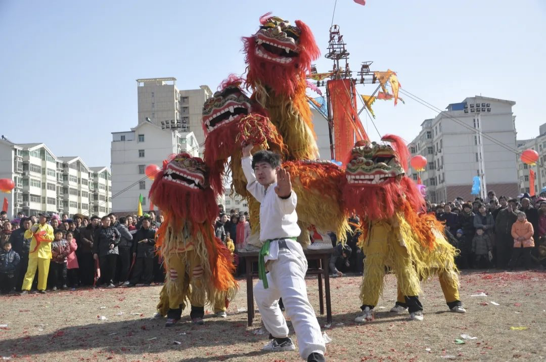 民間藝人薪火相傳新年俗，讓年更有“年味兒”