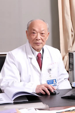 王振義