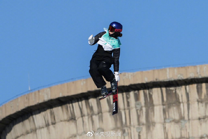 轉發！歷史一刻！谷愛凌創造中國冰雪歷史