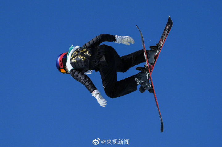 轉發！歷史一刻！谷愛凌創造中國冰雪歷史