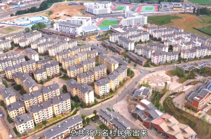 讓美國導演向中國人道歉的她，再一次感動中國