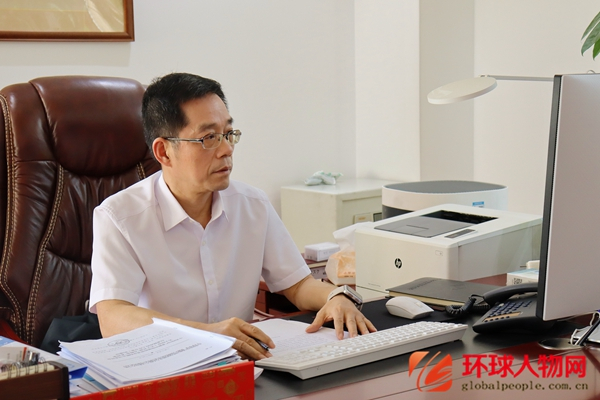 彭瑋：產研結合 走一條自主創“心”路