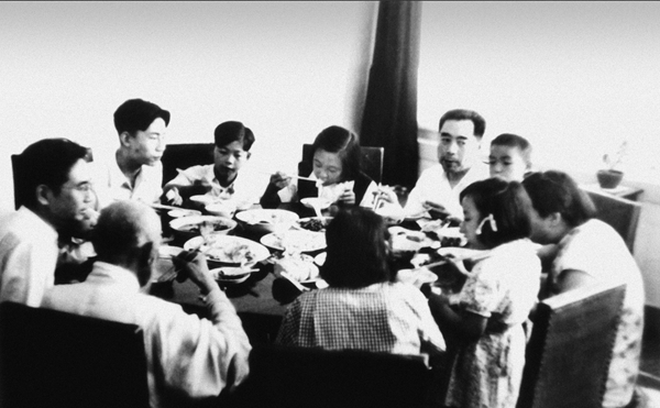  “每當(dāng)我們提起這個(gè)名字就感到很溫暖、很自豪”