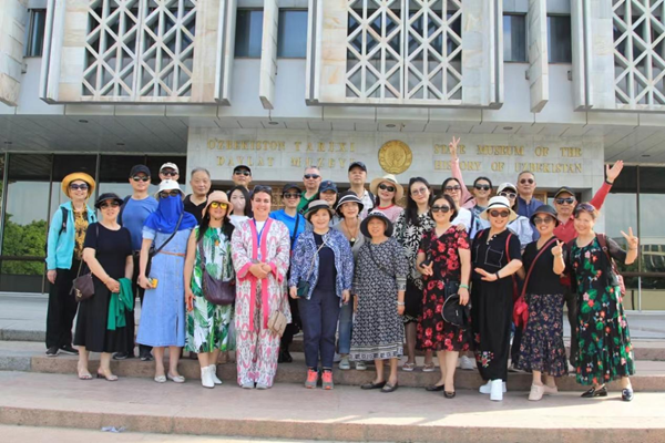 四川中旅撒馬爾罕首發團啟航