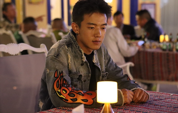一首《康定情歌》，喚起人們共同的情感