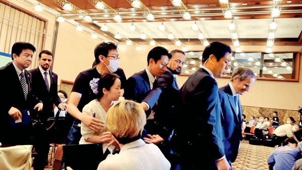 無辜人類——全球環(huán)境和健康豈可被下注?