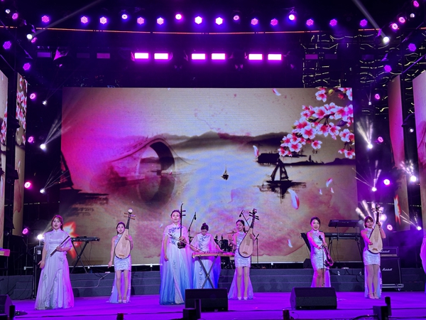跨年之夜，南昌經(jīng)開(kāi)區(qū)“火出圈”
