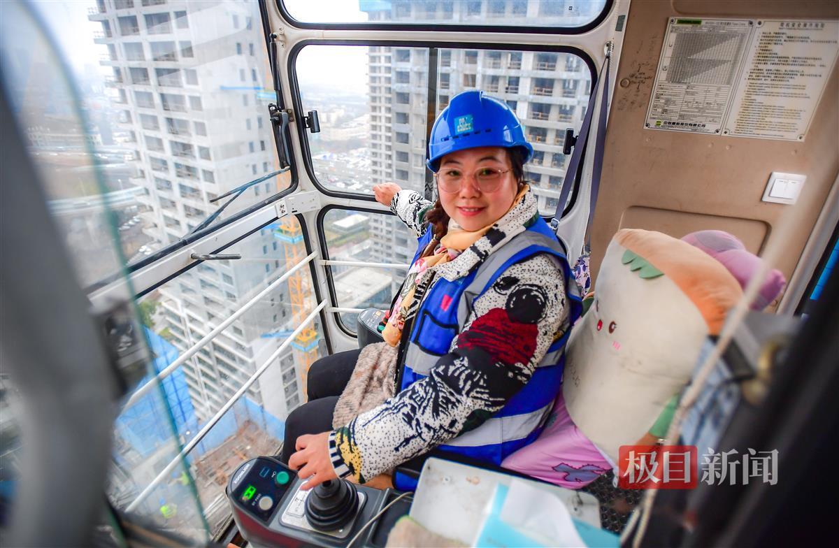 塔吊女司機：“云端”的不凡人生