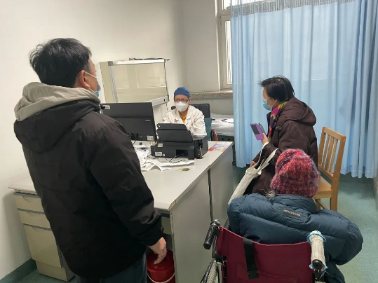 弘揚雷鋒精神，守護居民健康