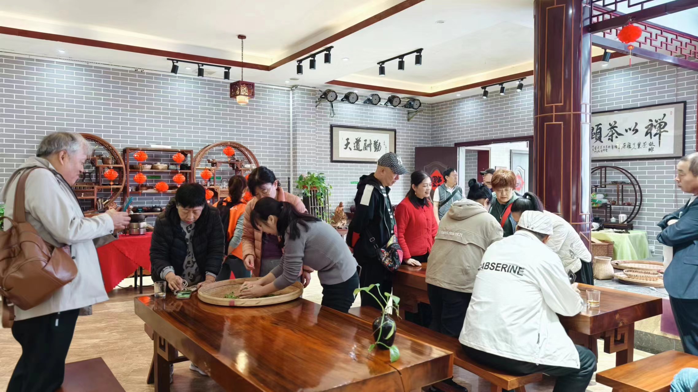 國航助推“引客入昭”，首乘團(tuán)抵達(dá)茶鄉(xiāng)
