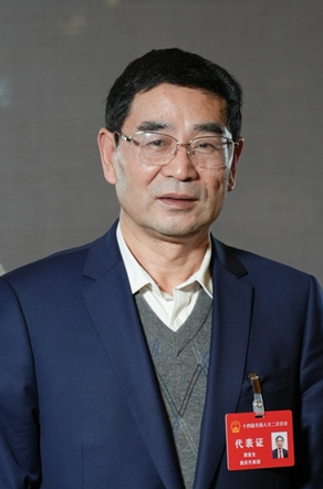 潘復生