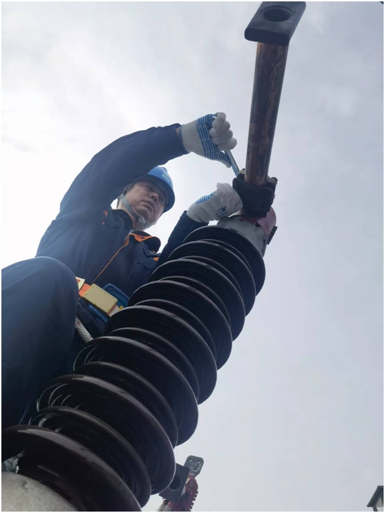 劉文剛：大連供電公司的“發明專業戶”
