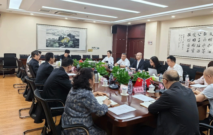 人民日?qǐng)?bào)《環(huán)球人物》雜志社與甘肅省文旅廳座談交流