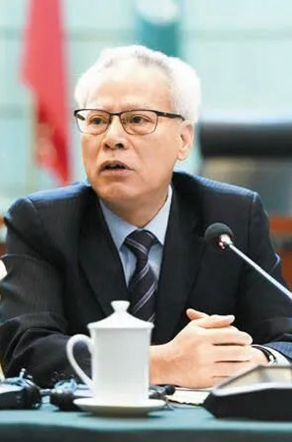 岑浩輝