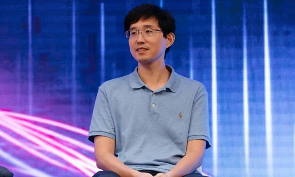 90后教授“跨界”，3年吸金數億元